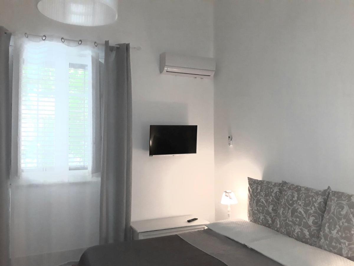 Franco-Home Palermo Exterior photo